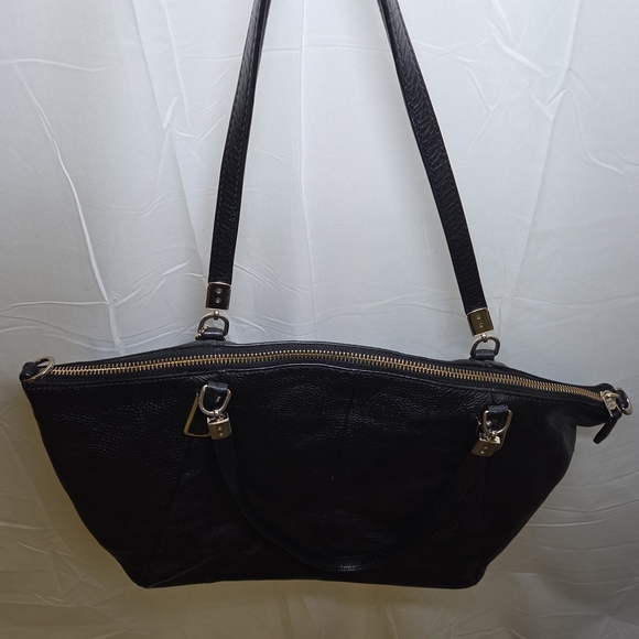 Coach Black Leather Tote Bag Zipper Closure Gold Accents Leather Coach Tag - Picture 8 of 13